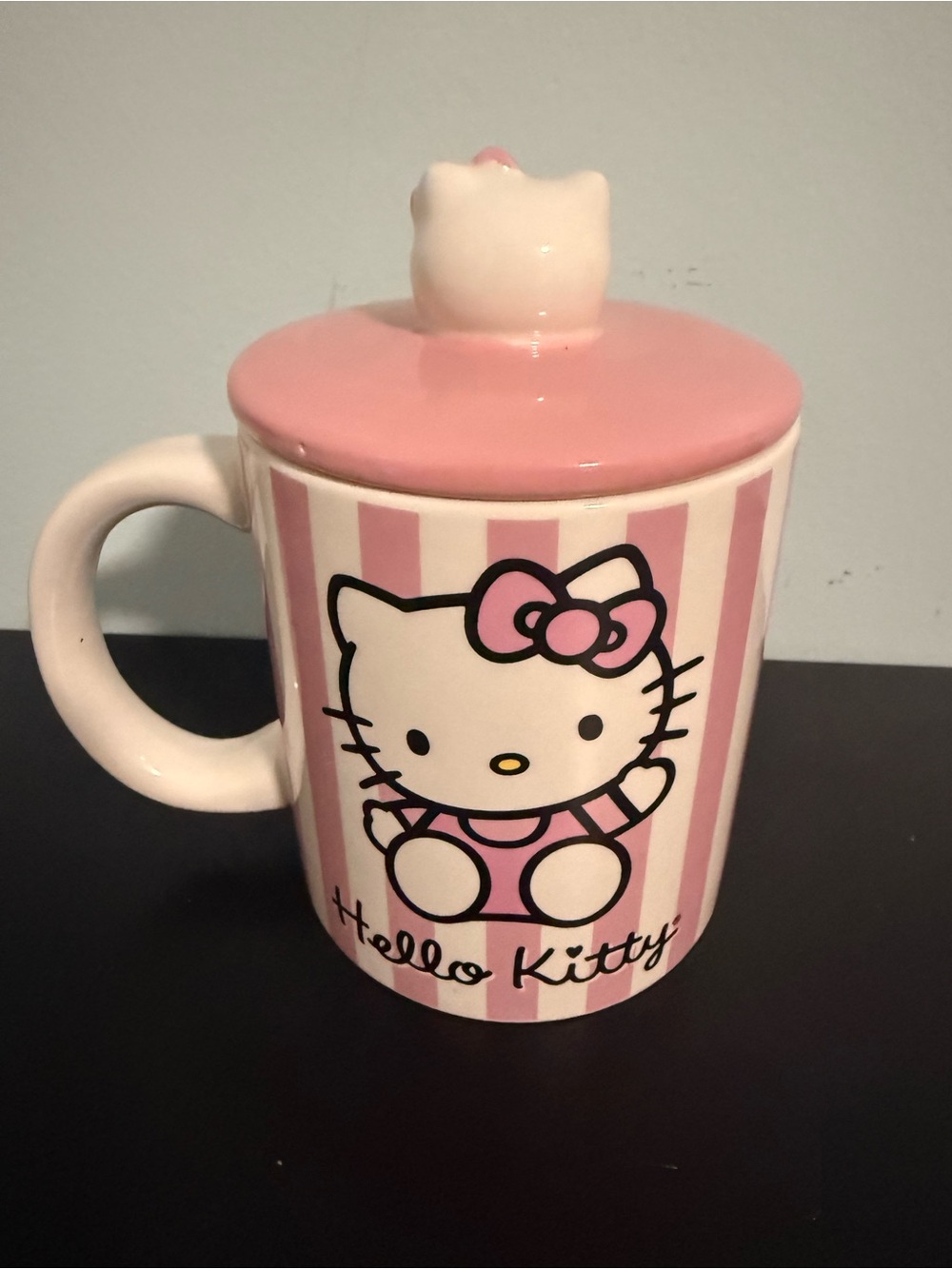 Hello Kitty Pink and White Striped Ceramic Mug with Lid! NWT - Picture 3 of 7